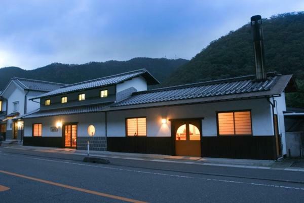 Yubaraonsen Yubaranoyado Komeya Maniwa Exterior foto